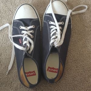 Levi's canvas shoe